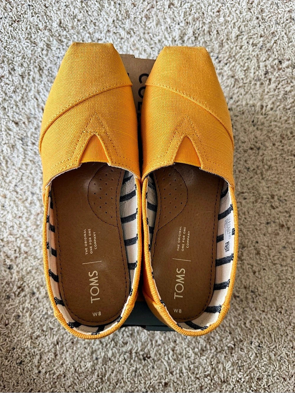 TOMS Classic Canvas Espadrilles in Yellow US 8 Like New
